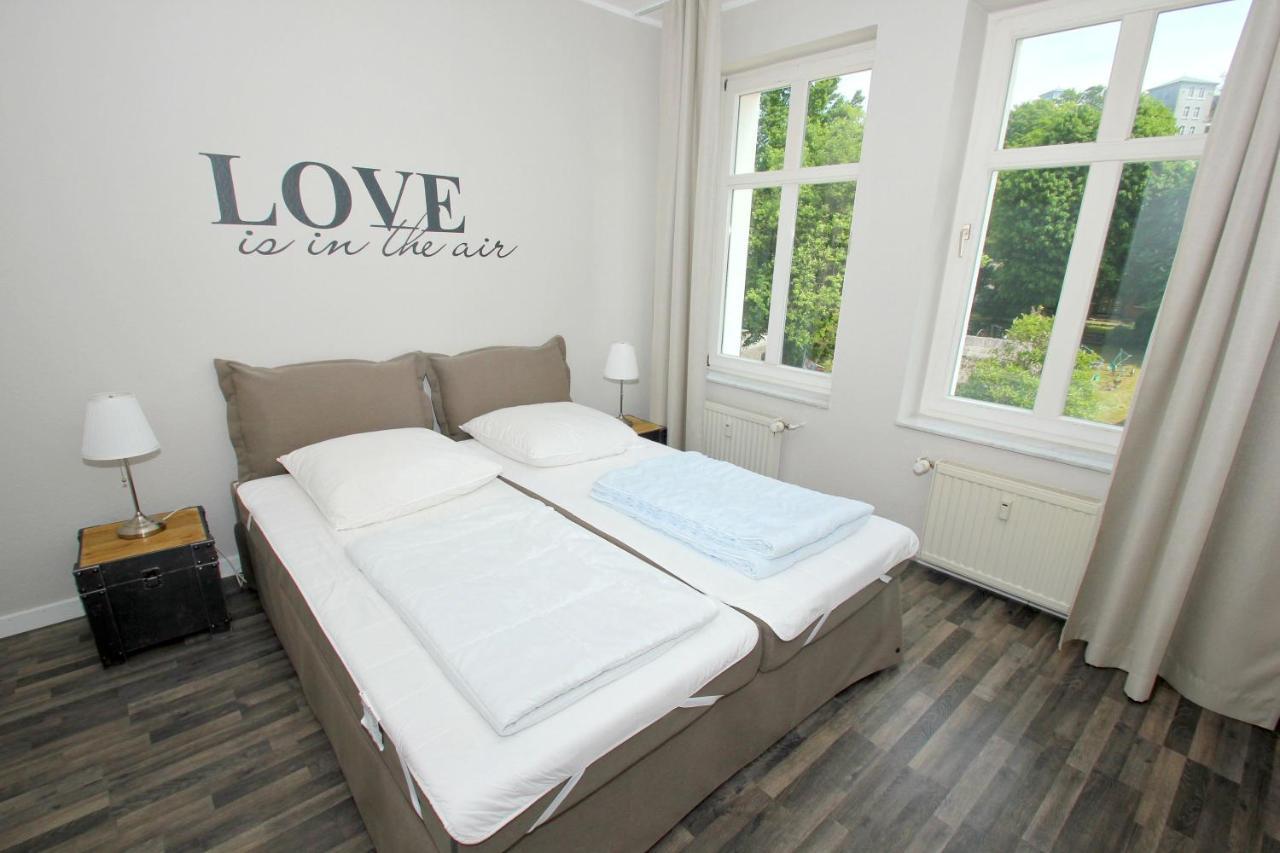 Balkon, Gratis Nutzung Vom Ahoi Erlebnisbad Und Sauna In Sellin - Residenz Strandeck Fewo01 เกอเรน ภายนอก รูปภาพ