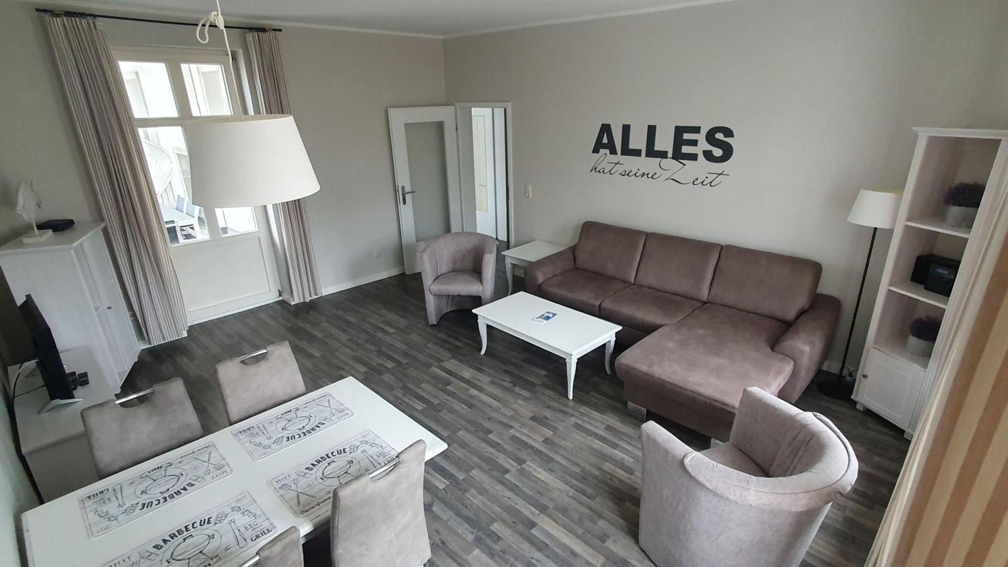 Balkon, Gratis Nutzung Vom Ahoi Erlebnisbad Und Sauna In Sellin - Residenz Strandeck Fewo01 เกอเรน ภายนอก รูปภาพ